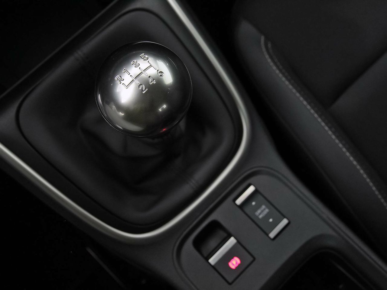 Foto Jeep Avenger 14