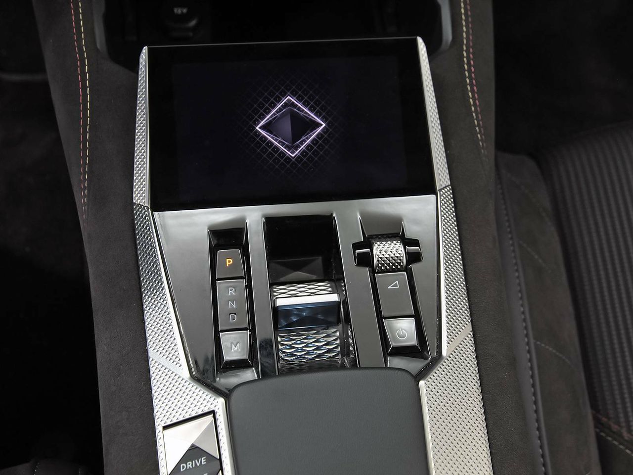 Foto DS Automobiles DS 4 14