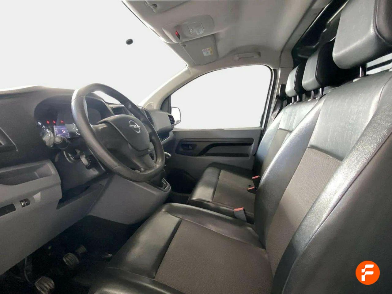 Foto Opel Vivaro 15