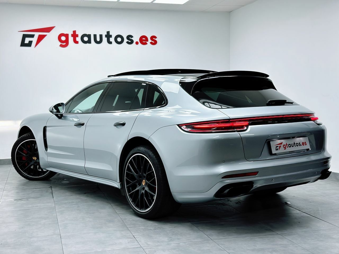 Foto Porsche Panamera 46