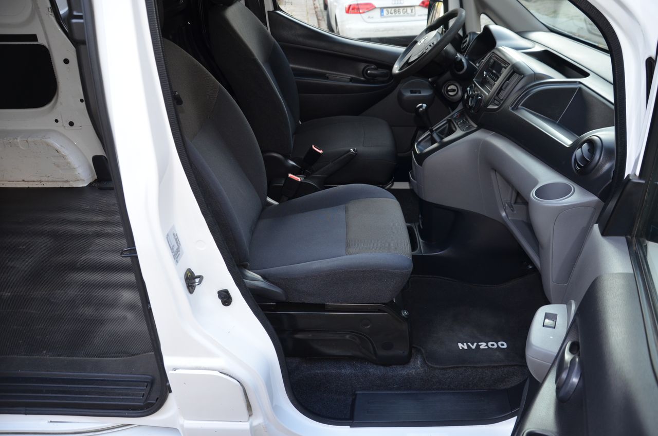 Foto Nissan NV200 2