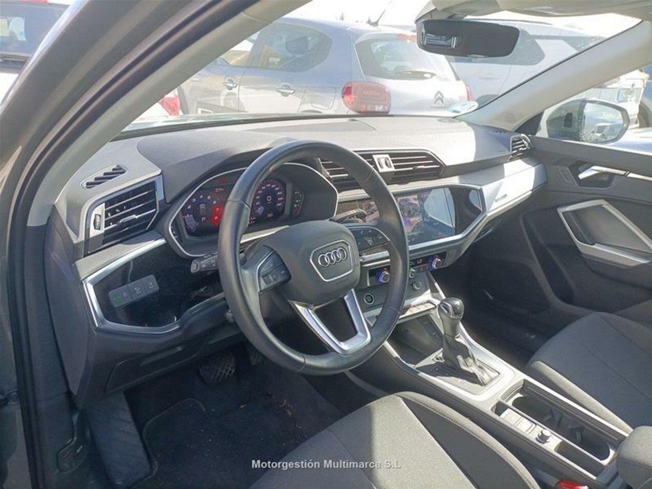 Foto Audi Q3 7