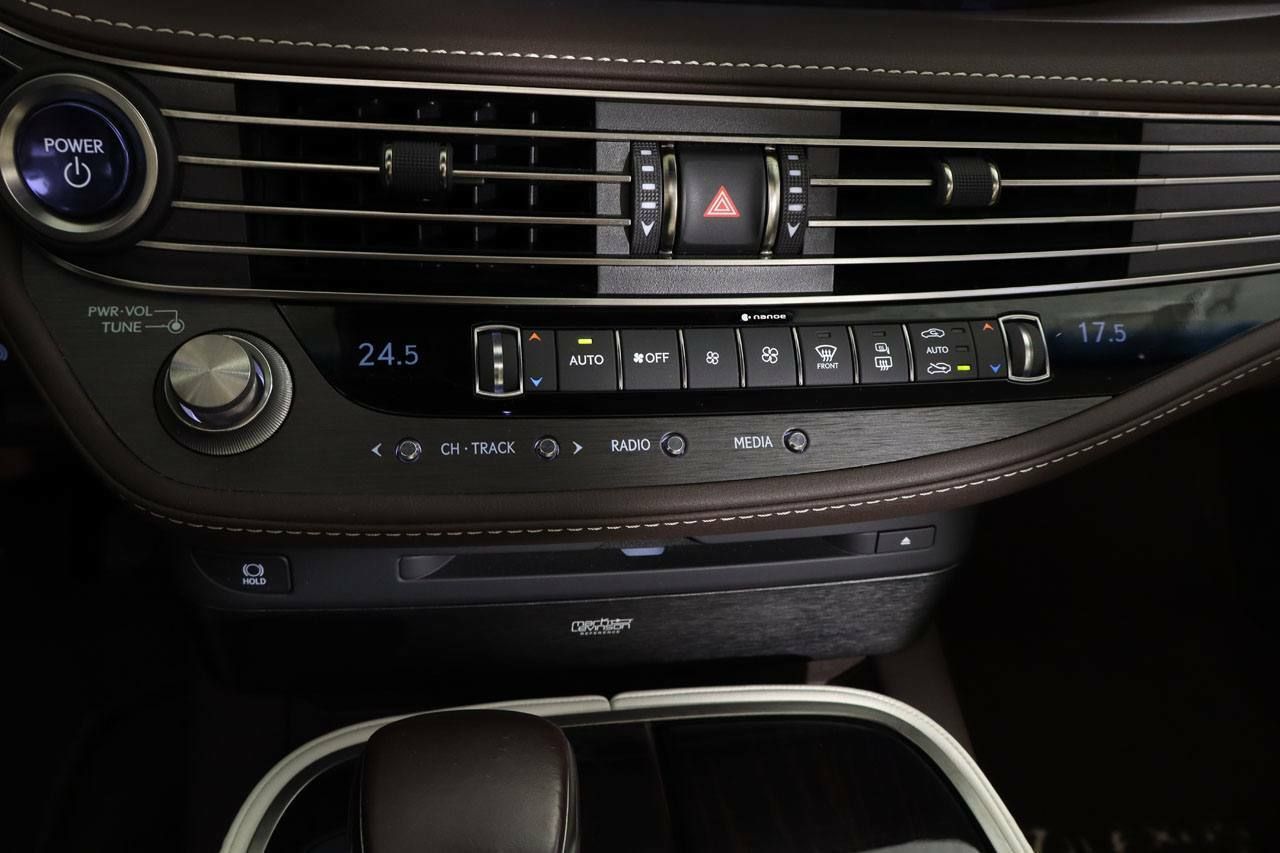 Foto Lexus LS 14