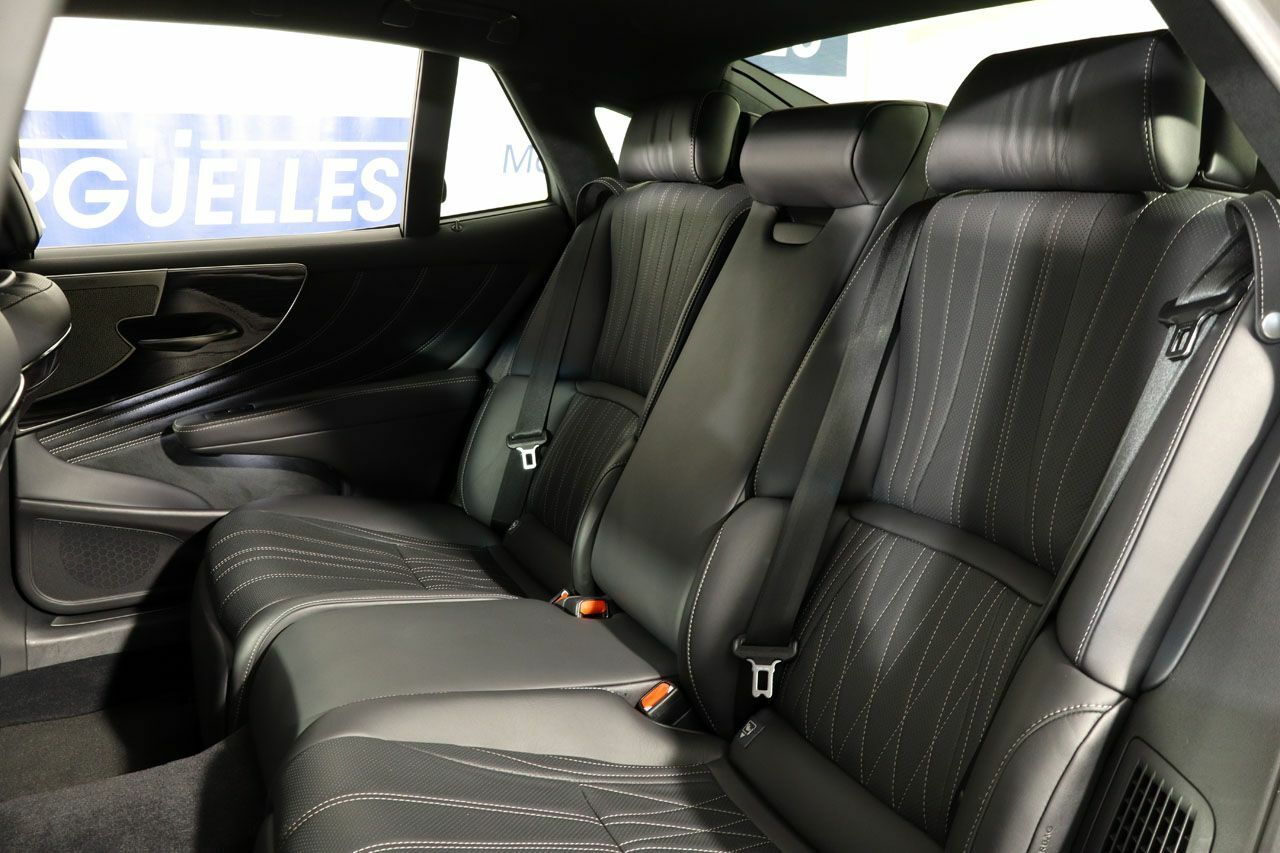 Foto Lexus LS 21