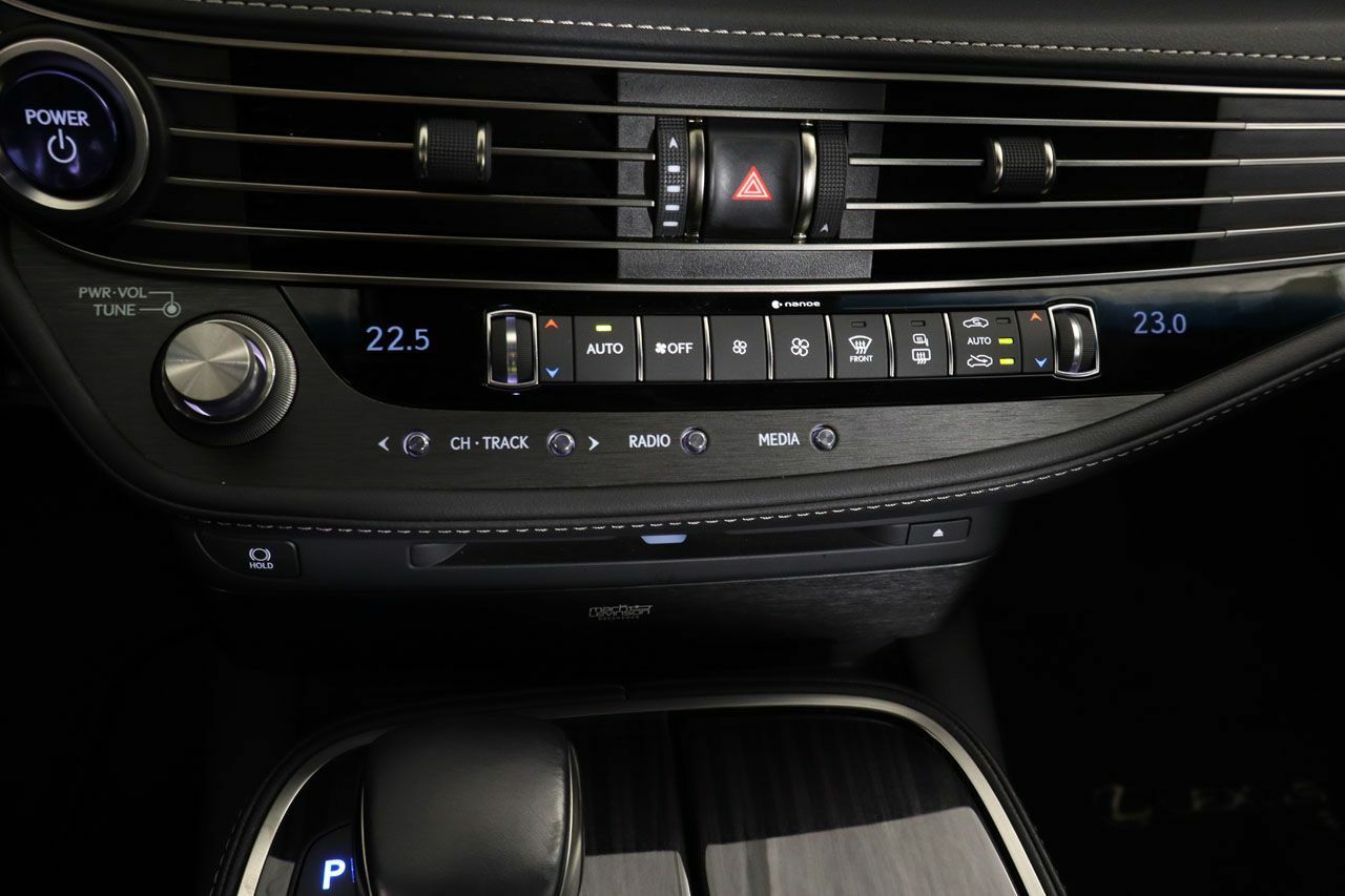 Foto Lexus LS 29