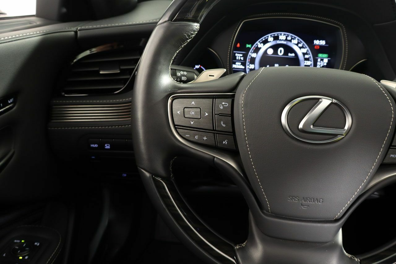 Foto Lexus LS 38