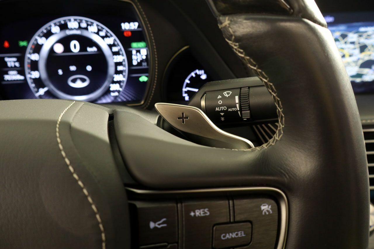 Foto Lexus LS 41