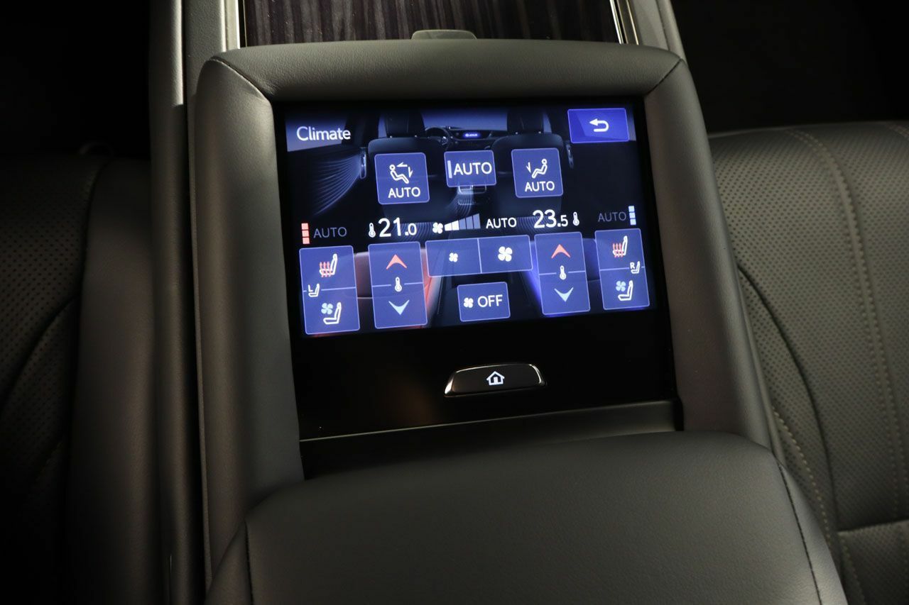 Foto Lexus LS 45
