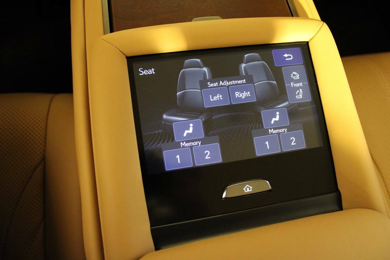 Foto Lexus LS 43