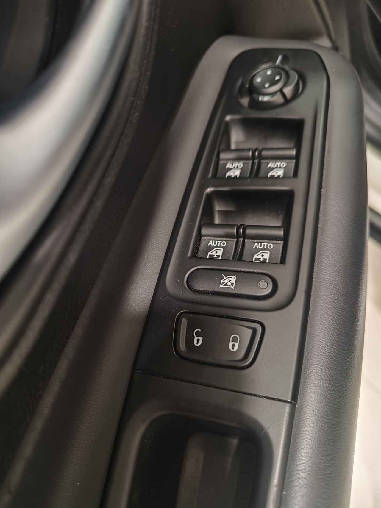 Foto Jeep Renegade 12