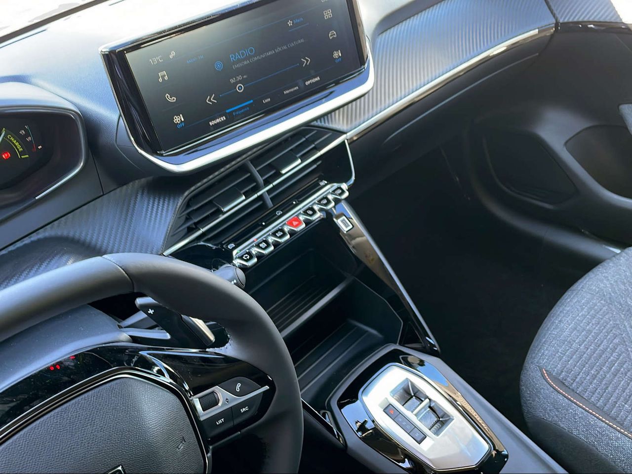 Foto Peugeot 208 20