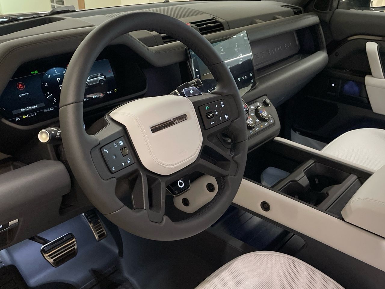 Foto Land-Rover Defender 14