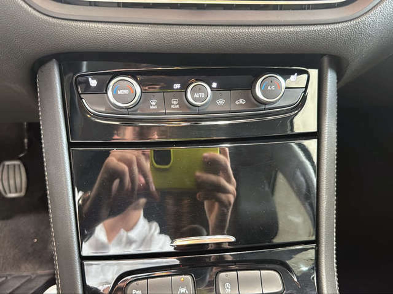 Foto Opel Grandland X 16