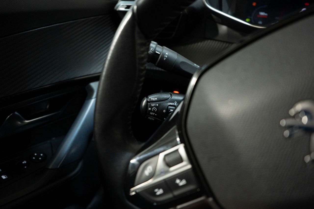 Foto Peugeot 2008 10