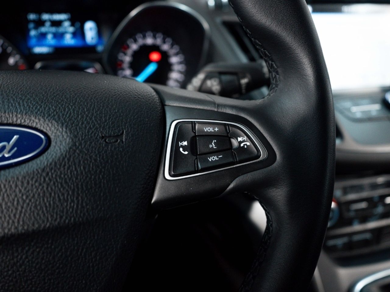 Foto Ford Kuga 16