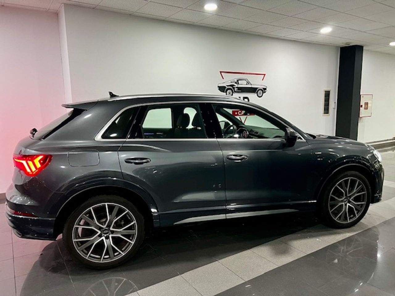 Foto Audi Q3 8