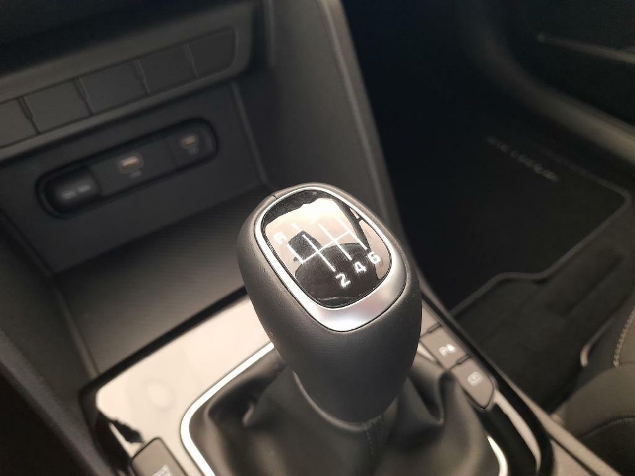 Foto Kia Sportage 25