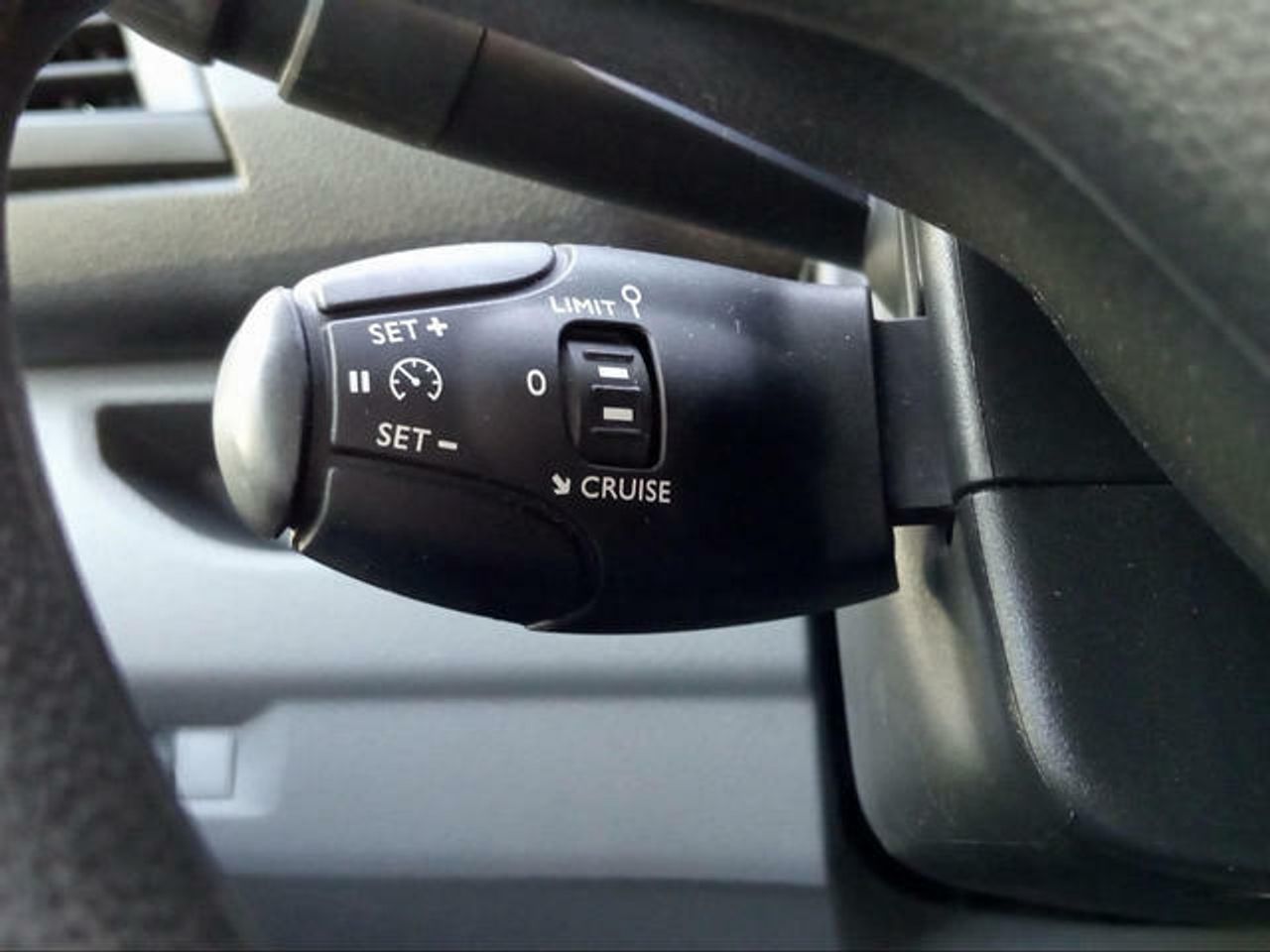 Foto Opel Vivaro 15