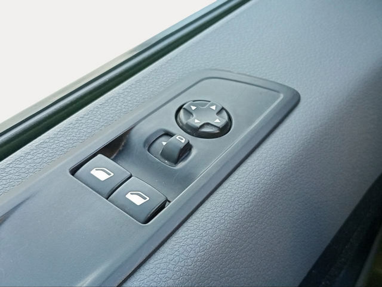 Foto Opel Vivaro 16