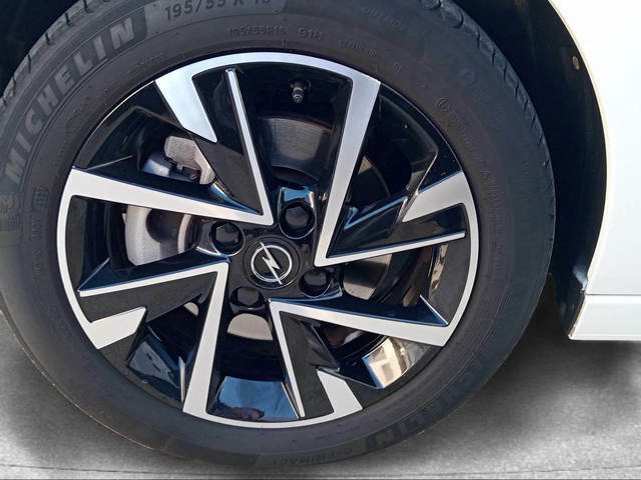 Foto Opel Corsa 27