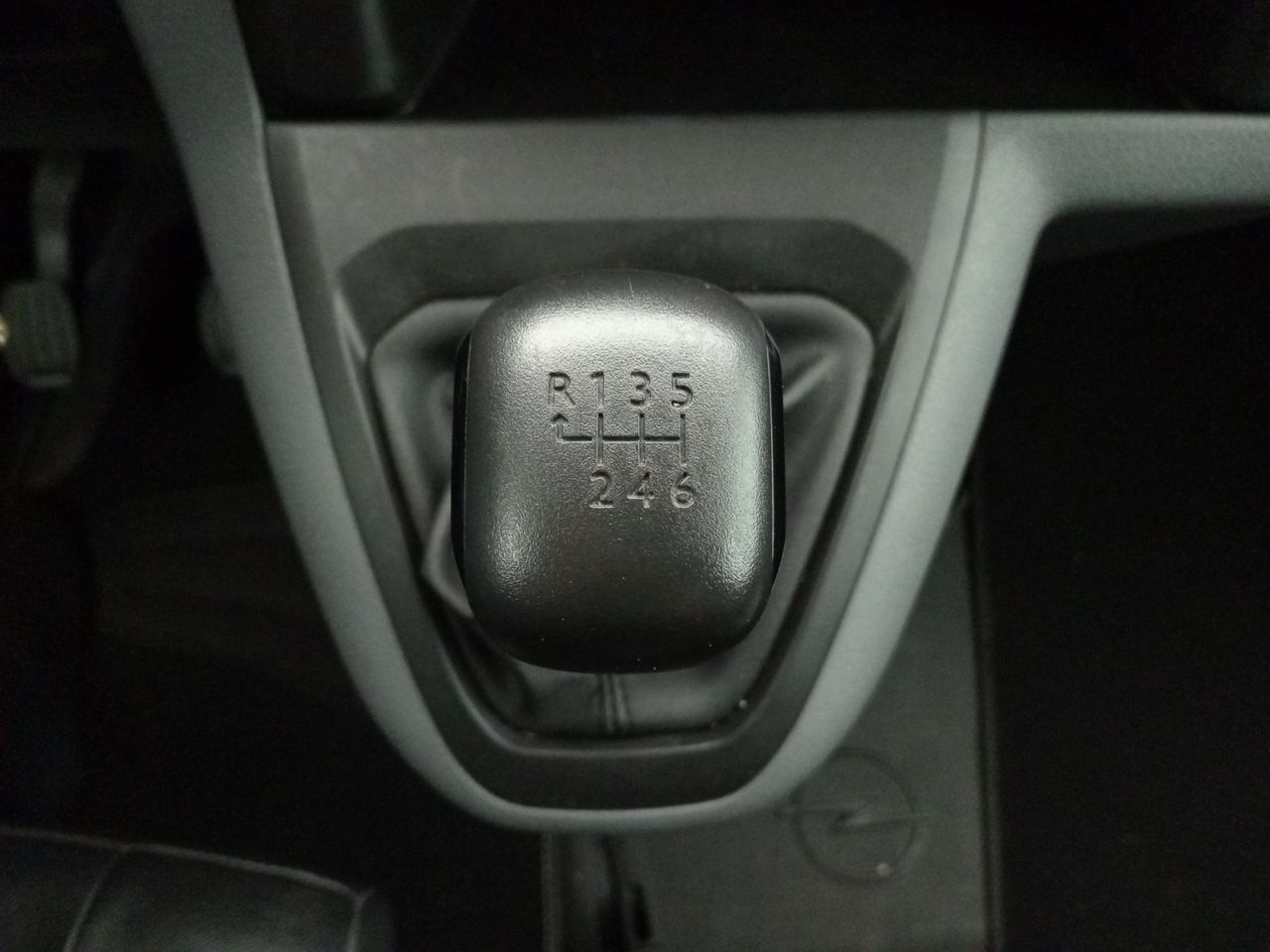Foto Opel Vivaro 13