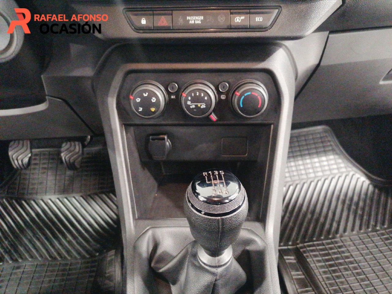 Foto Dacia Sandero 14
