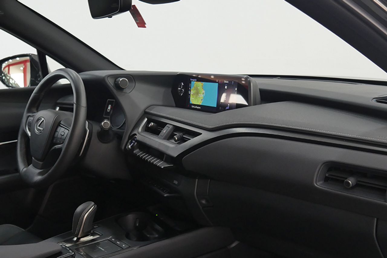 Foto Lexus UX 6