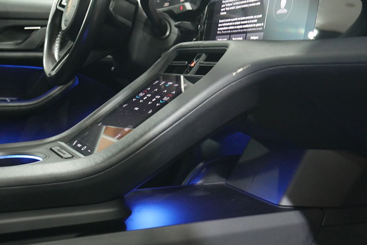 Foto Porsche Taycan 8