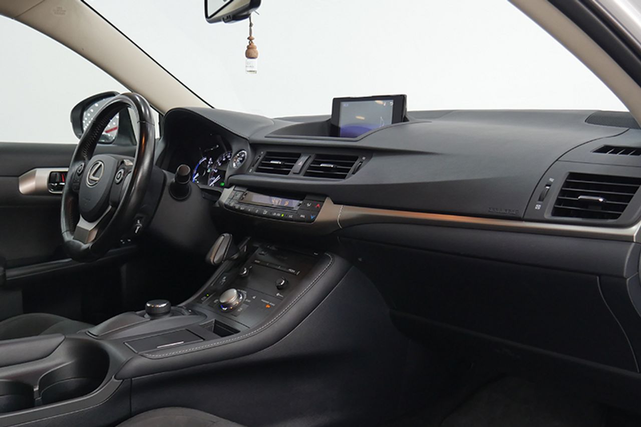 Foto Lexus CT 6