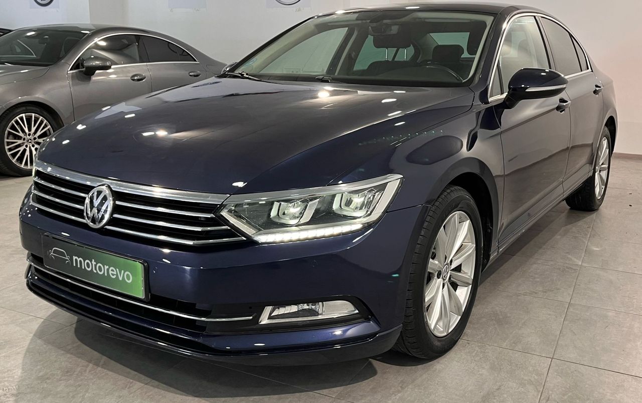 Foto Volkswagen Passat 15