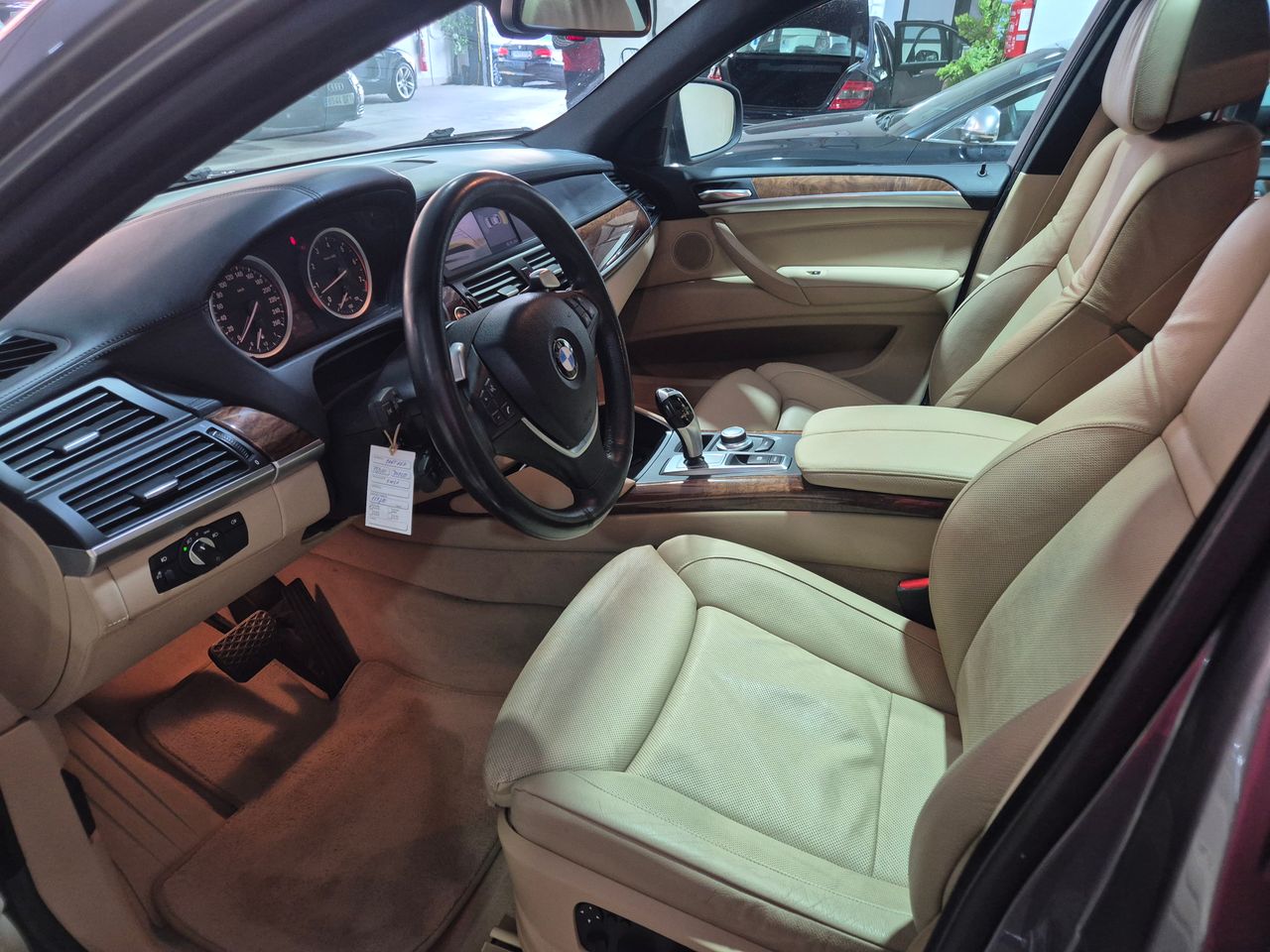 Foto BMW X6 8