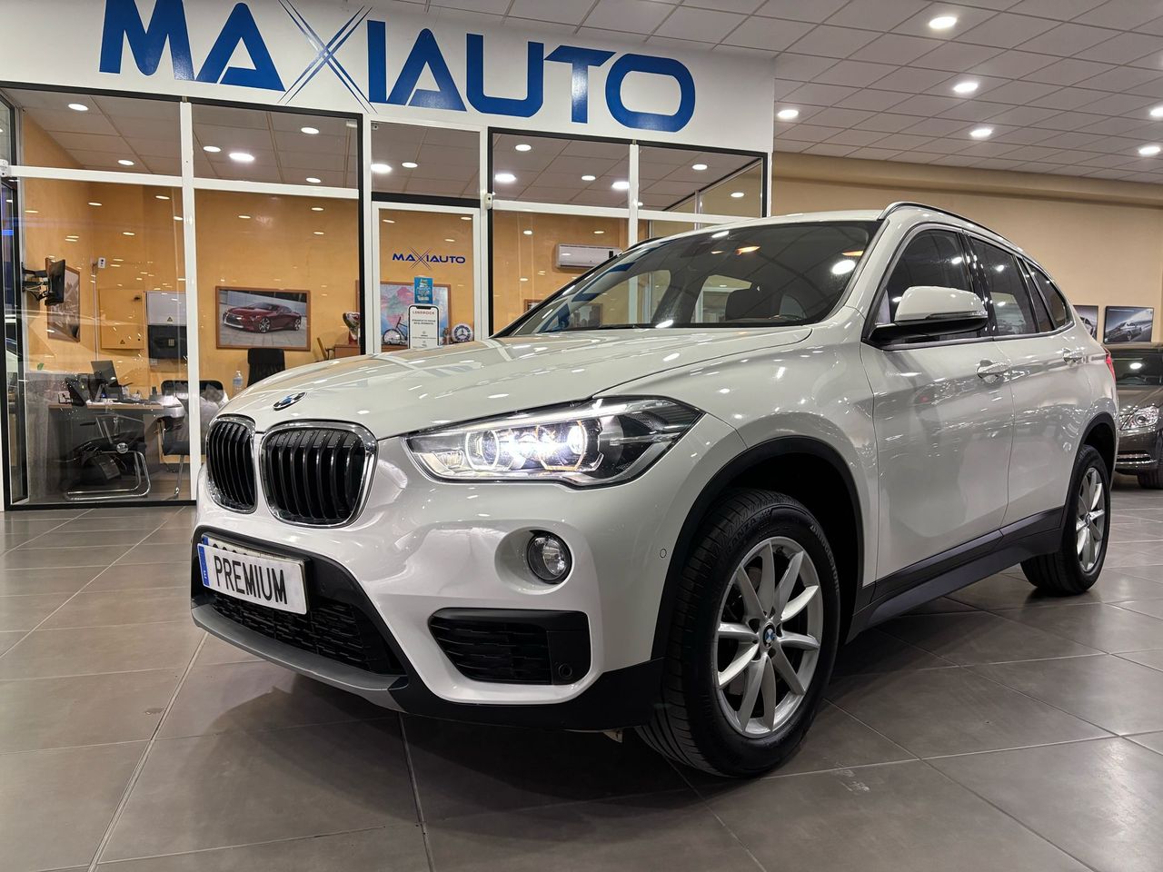 Foto BMW X1 1