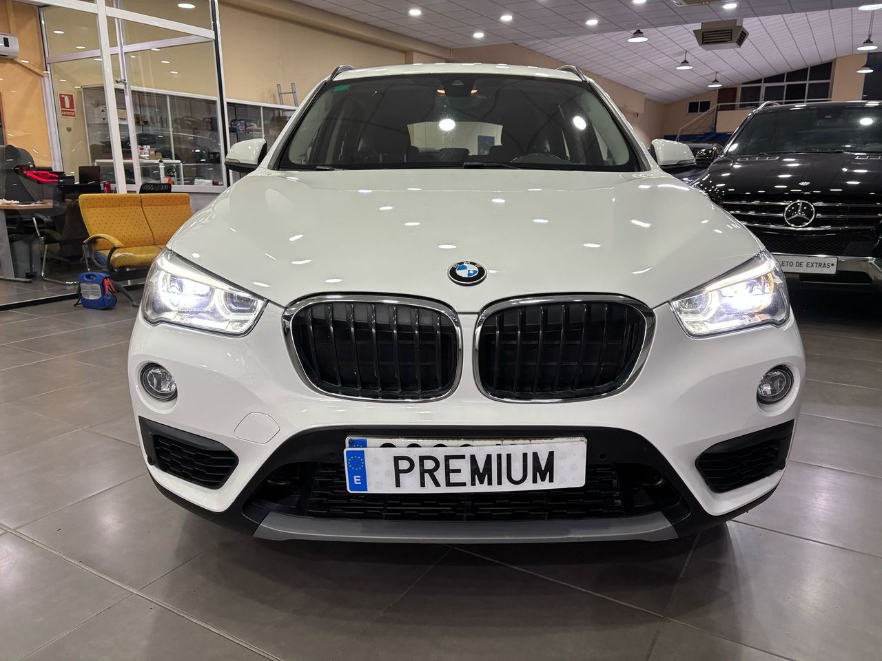Foto BMW X1 6