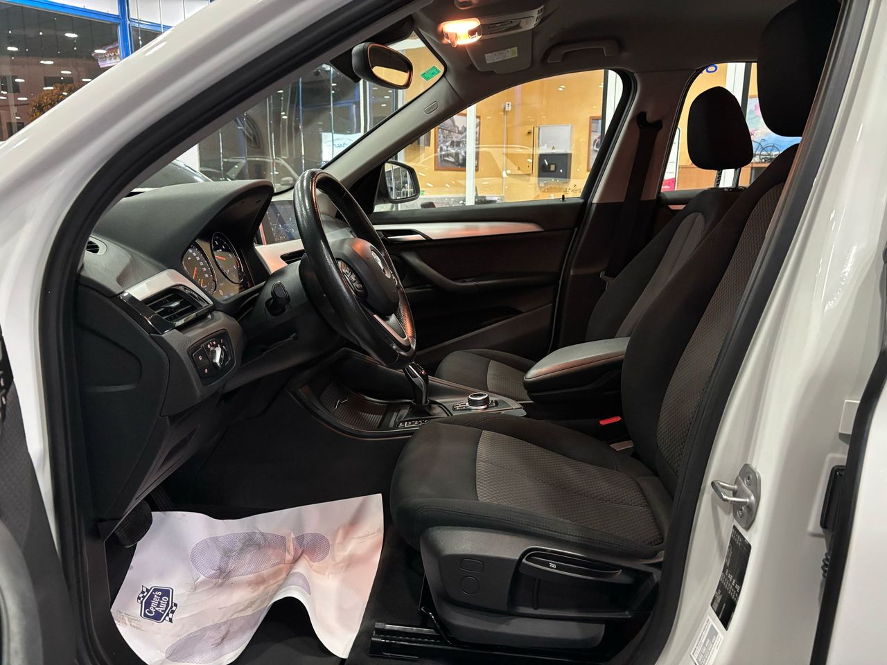 Foto BMW X1 9