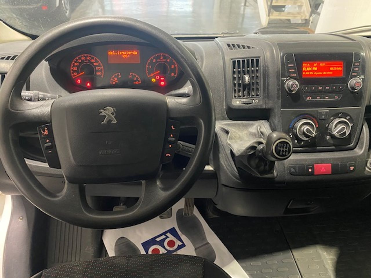 Foto Peugeot Boxer 13