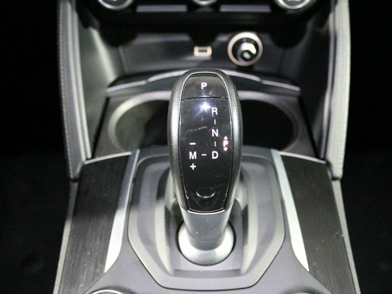 Foto Alfa Romeo Stelvio 26