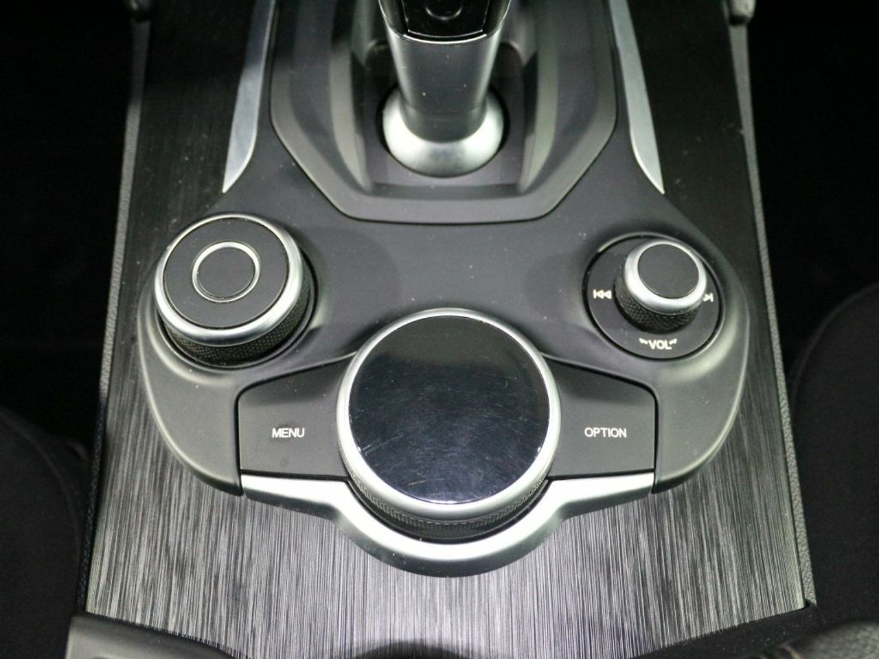 Foto Alfa Romeo Stelvio 27