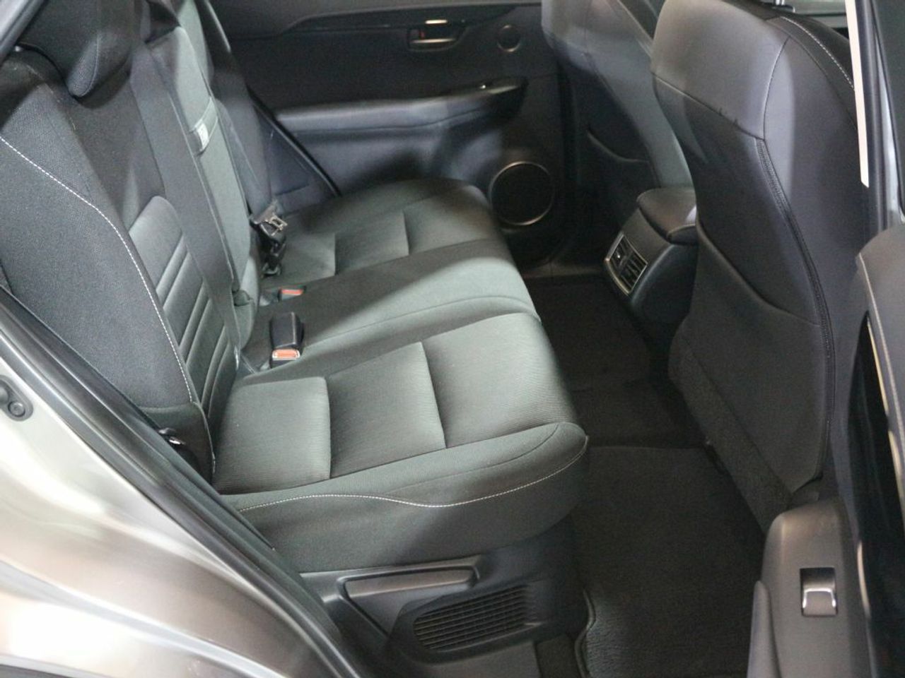 Foto Lexus NX 13