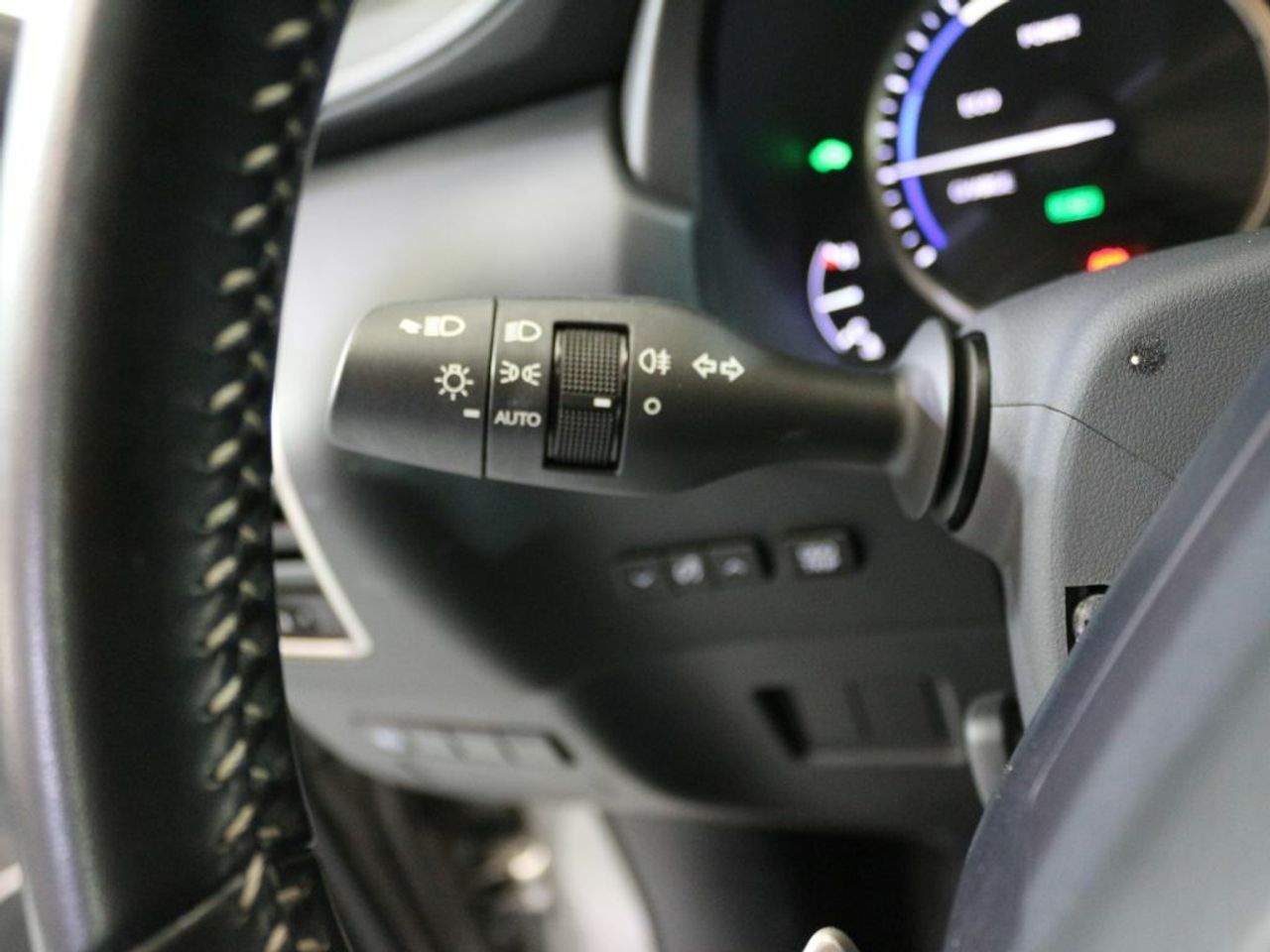 Foto Lexus NX 19