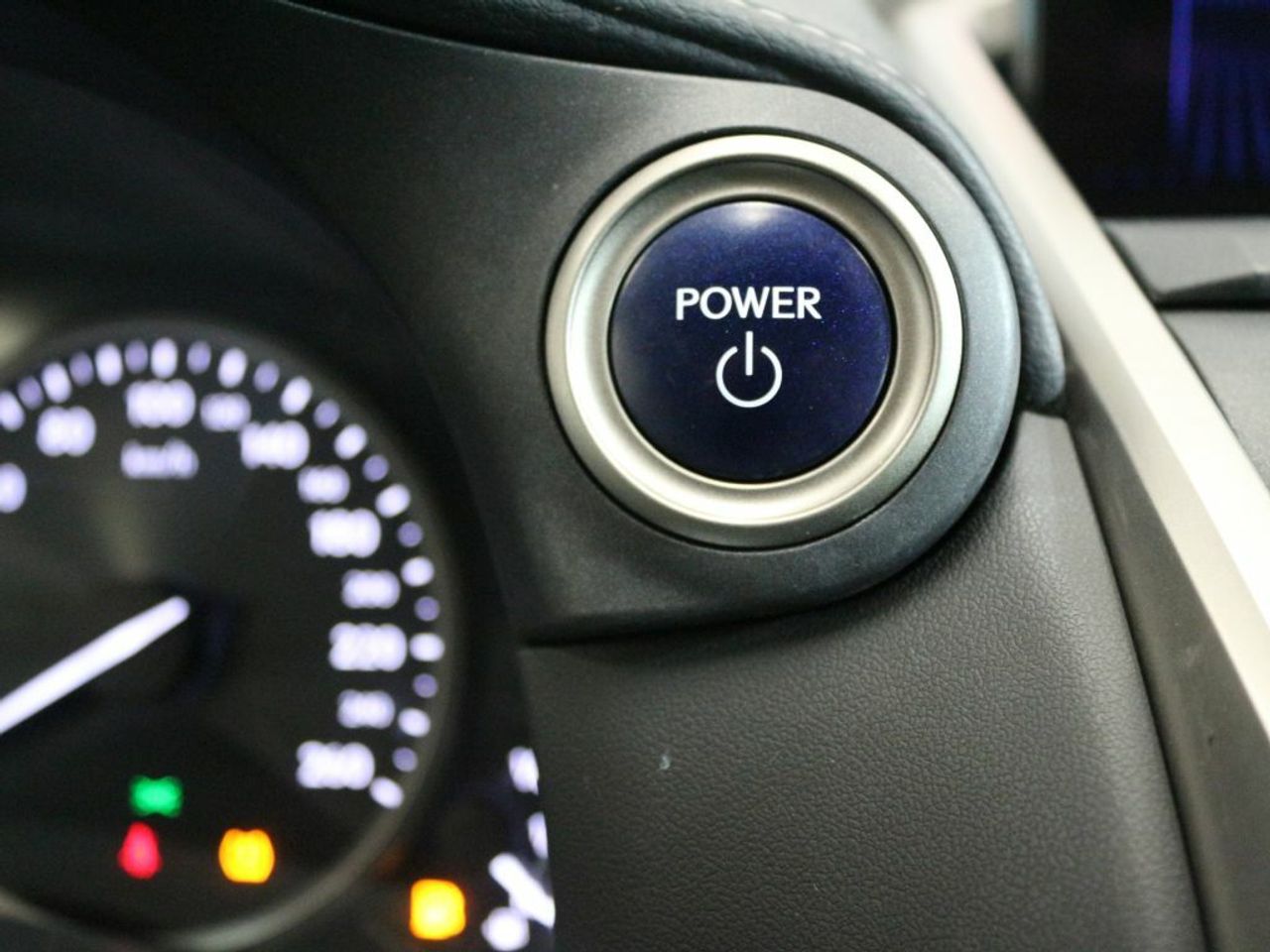 Foto Lexus NX 30