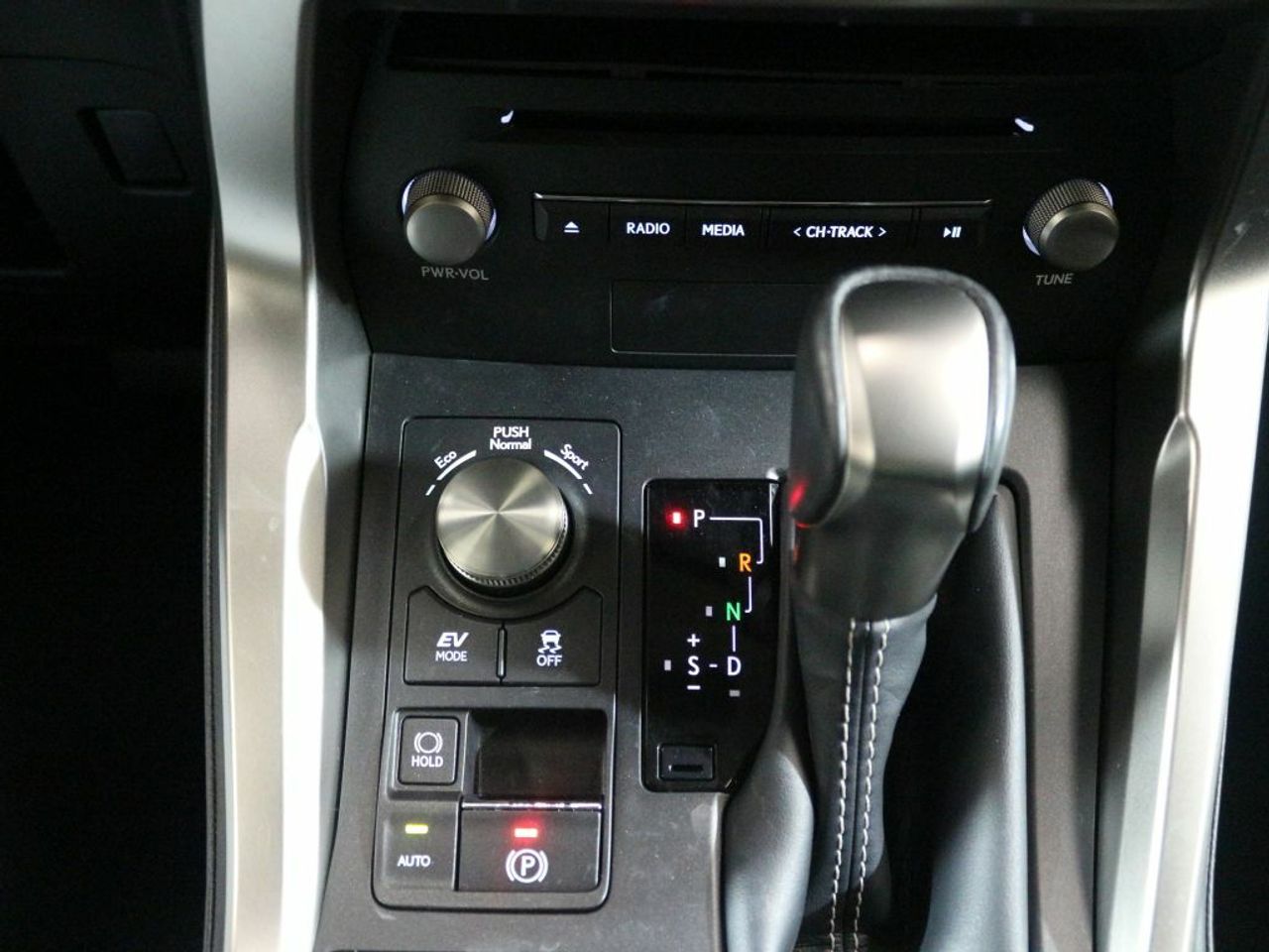Foto Lexus NX 31