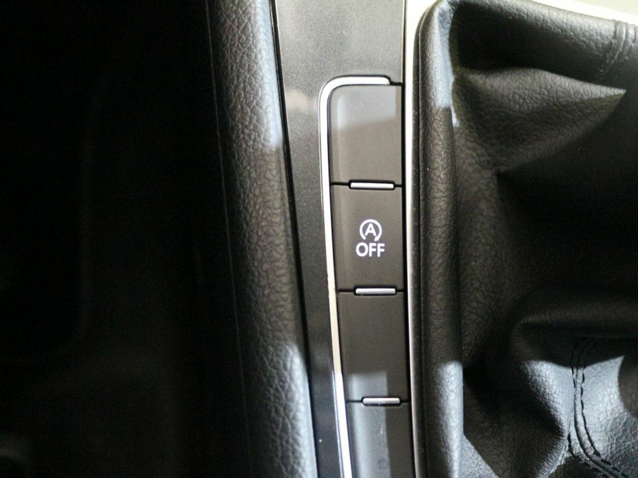 Foto Volkswagen Golf 24