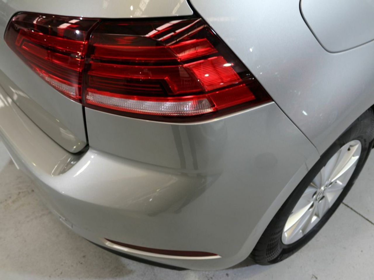 Foto Volkswagen Golf 29