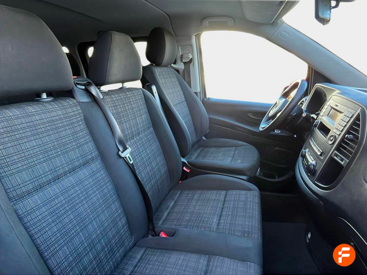 Foto Mercedes-Benz Vito 16