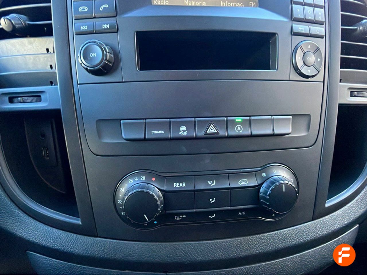 Foto Mercedes-Benz Vito 18