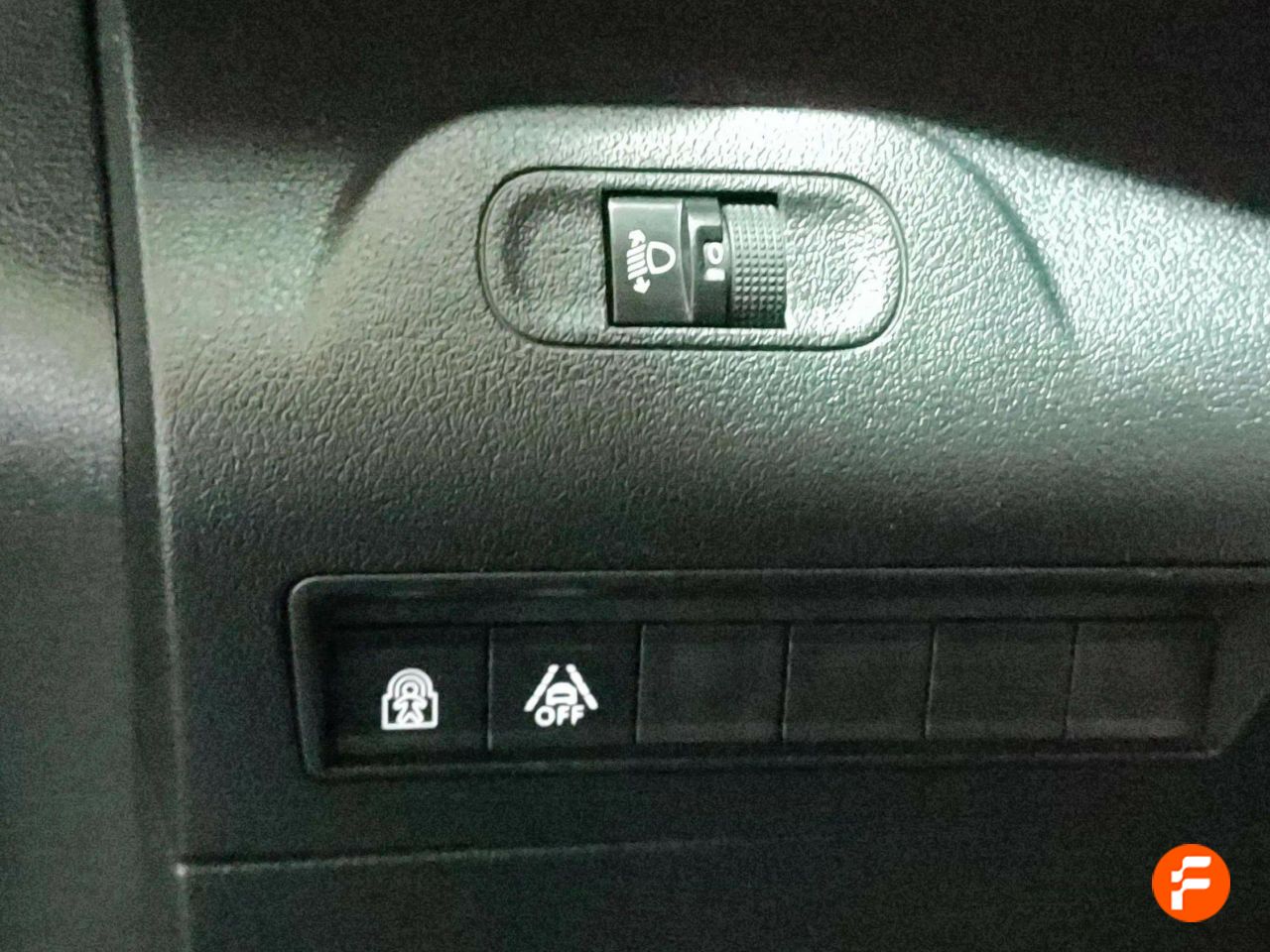 Foto Peugeot Rifter 9