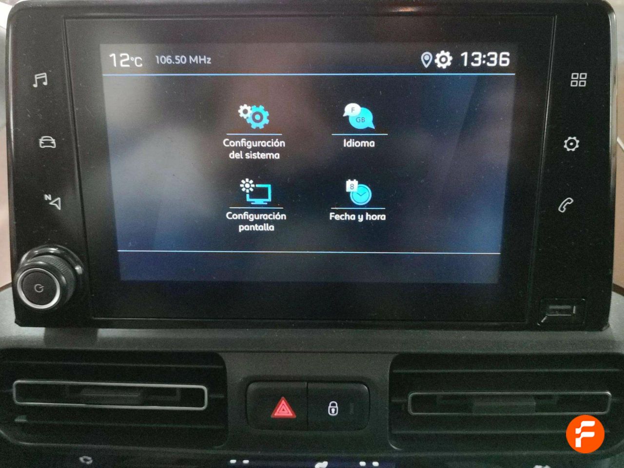 Foto Peugeot Rifter 13
