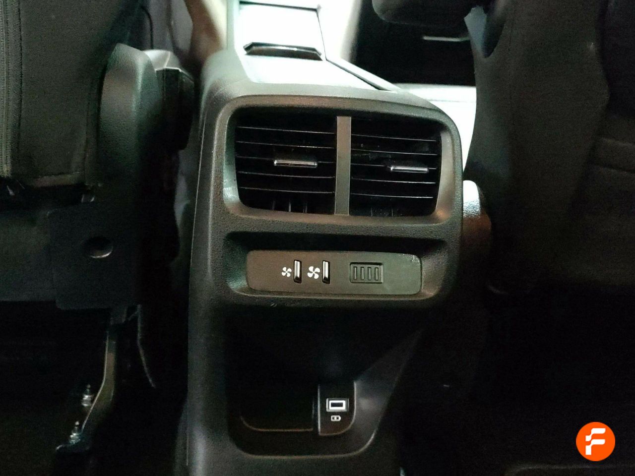 Foto Peugeot Rifter 20