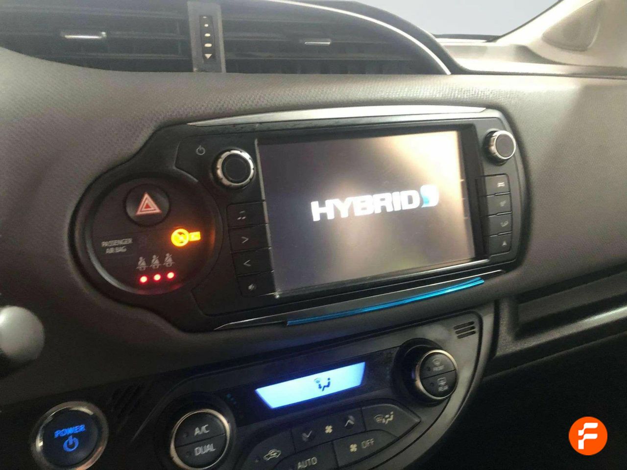 Foto Toyota Yaris 12