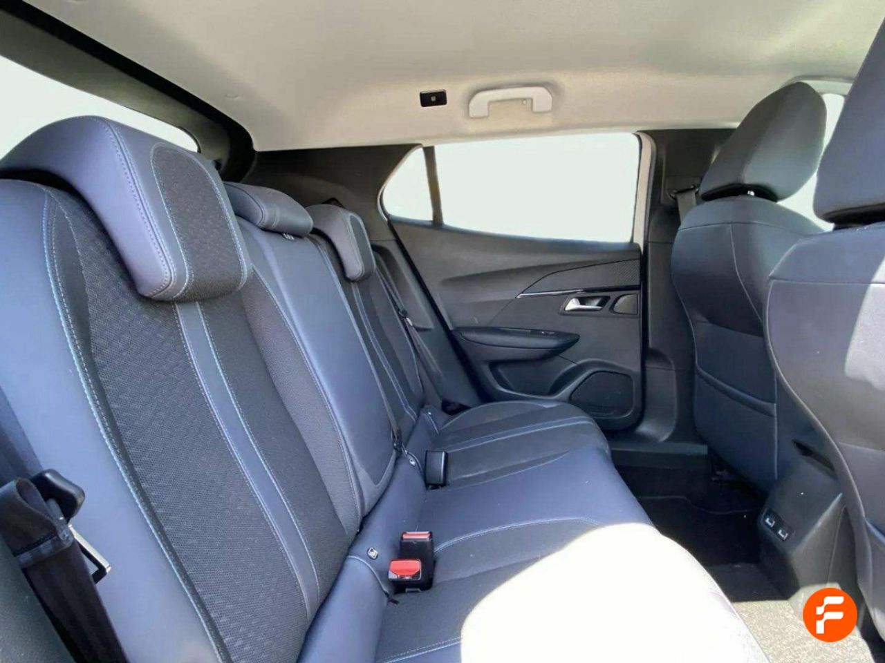 Foto Peugeot 2008 13